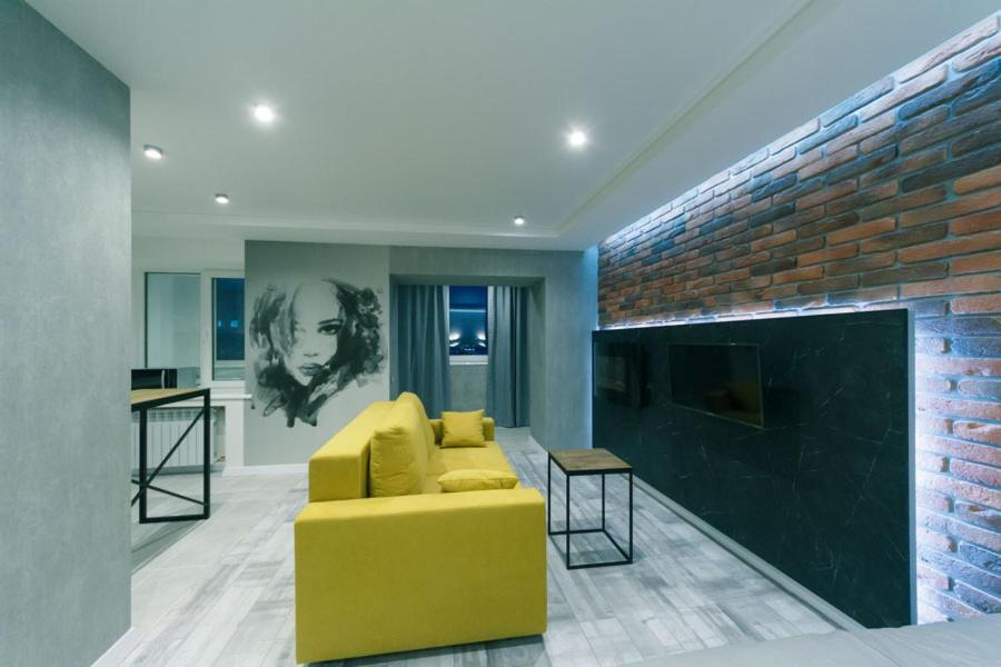 Hotrent Olympic Apartment เคียฟ ภายนอก รูปภาพ